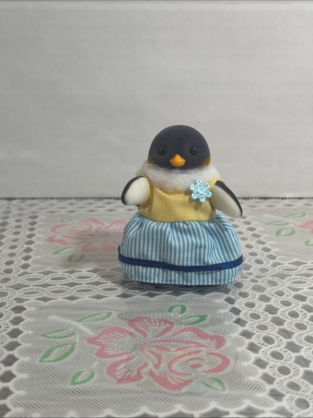 Sylvanian Families penguin mother Calico Critters